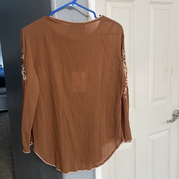 BNWT Chasing Unicorns Brown Mountain Music Cotton Gauze Blouse Size Small 🤠❤️ - Picture 8 of 8